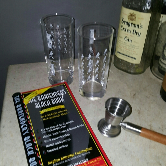 Johnnie Walker Glass set - Picture 2 of 6